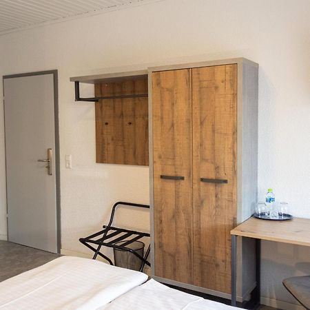 Hotel-Cocco-Bello In Der Villa Foret Лудвигсбург Екстериор снимка